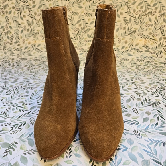 Soludos Shoes - Soludos Emma Chesnut Suede Ankle Booties Tan Leather Block Heel Boots 9